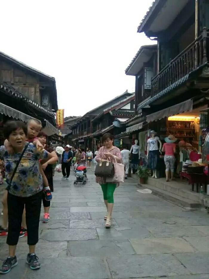 越南私人導(dǎo)游_私人導(dǎo)游_香港私人女導(dǎo)游